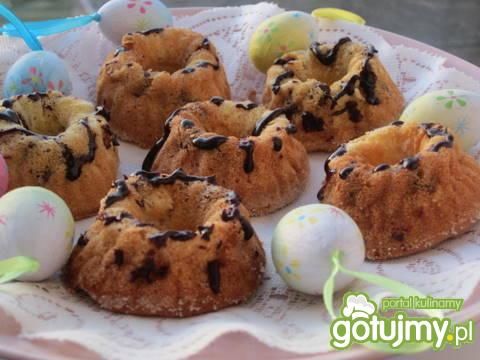 Babeczki  z czekoladowymi groszkami Babeczki  z czekoladowymi groszkami