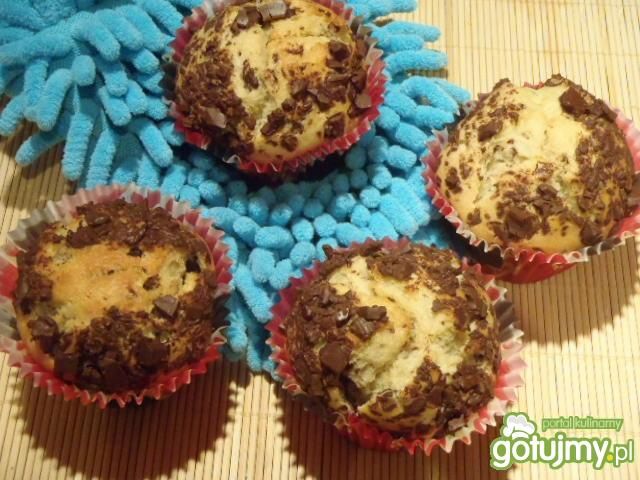 Babeczki z dodatkiem czekolady Babeczki z dodatkiem czekolady