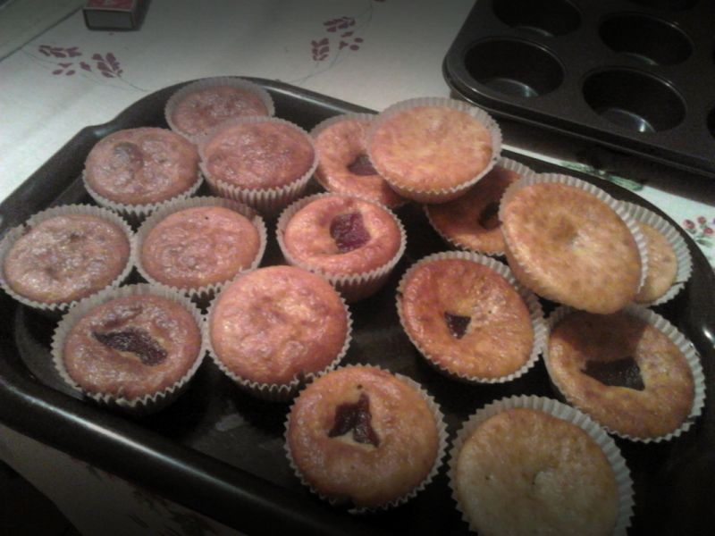 Babeczki z dziką różą Babeczki z dziką różą