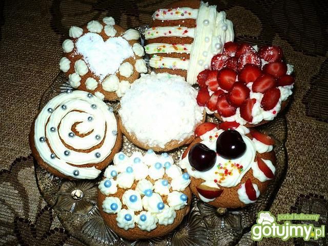 Babeczki z kremem Babeczki z kremem