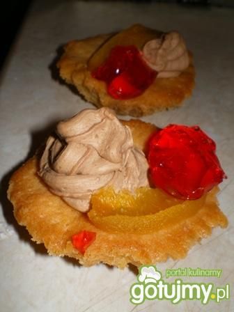 Babeczki z kremem czekoladowym