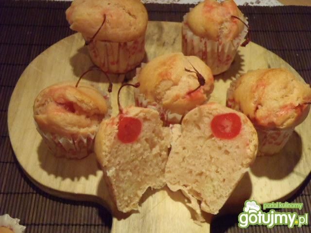 Babeczki z ogonkami Babeczki z ogonkami