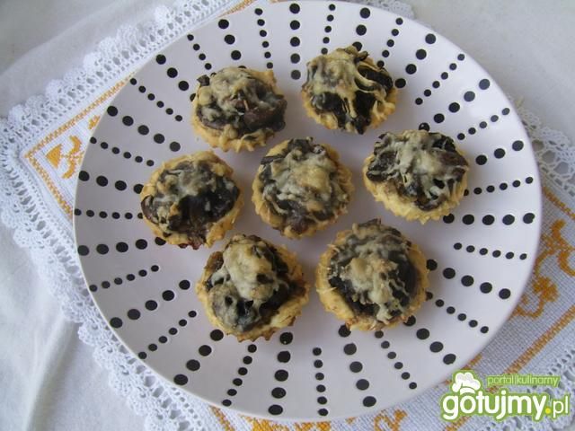 Babeczki z pieczarkami  Babeczki z pieczarkami