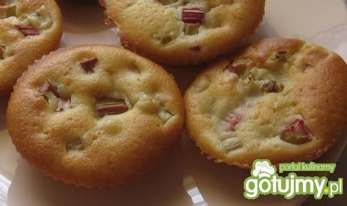 Babeczki z rabarbarem  Babeczki z rabarbarem