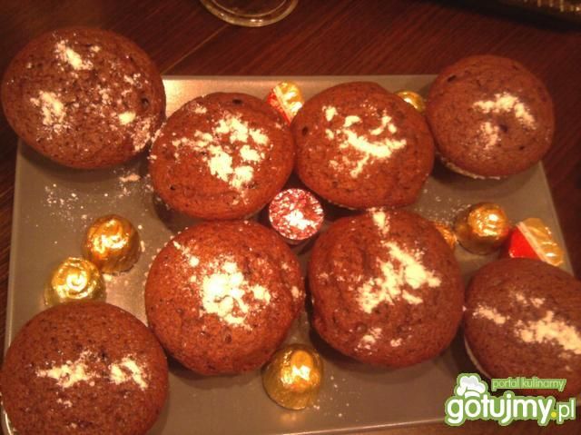 Babeczki z wiśniami wg Madiji Babeczki z wiśniami wg Madiji