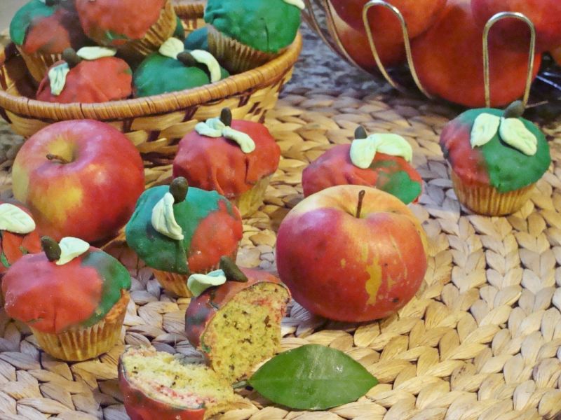 Babeczkowe jabłuszka  Babeczkowe jabłuszka