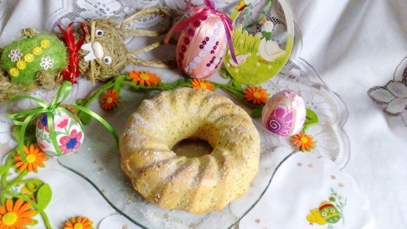 Babka biszkoptowa cytrynowa z chia Babka biszkoptowa cytrynowa z chia