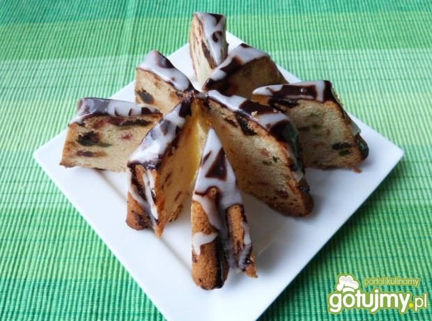 Babka biszkoptowa z mieszanką keksową 