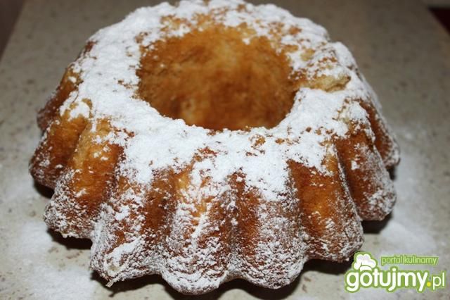 Babka cytrynowa  z cukrem pudrem Babka cytrynowa  z cukrem pudrem