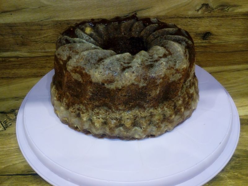 Babka czekoladowa z orzechami laskowymi