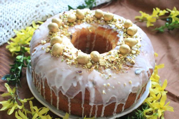 Babka drożdżowa Babka drożdżowa