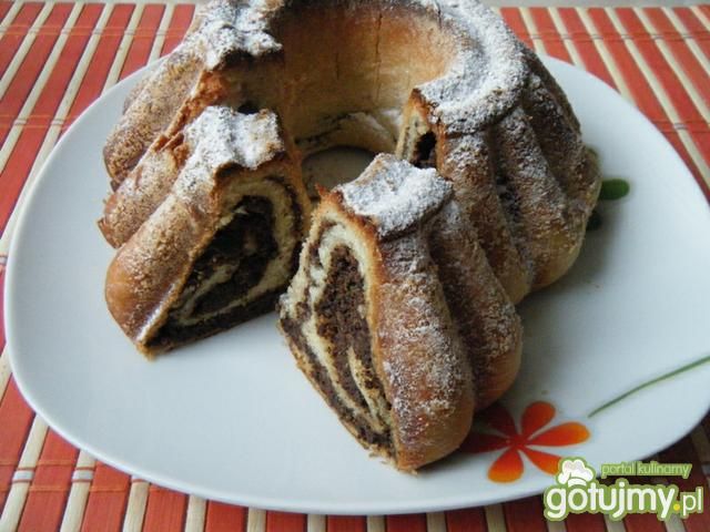 Babka drożdżowa z makiem Babka drożdżowa z makiem