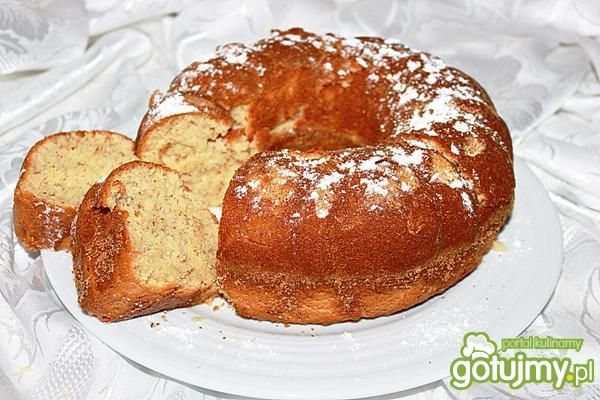 Babka drożdżowa z migdałami  Babka drożdżowa z migdałami