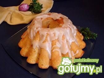 Babka drożdżowa  z rodzynkami