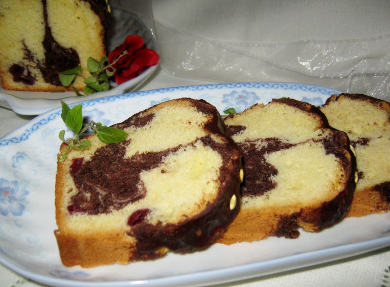 Babka dwukolorowa Babka dwukolorowa