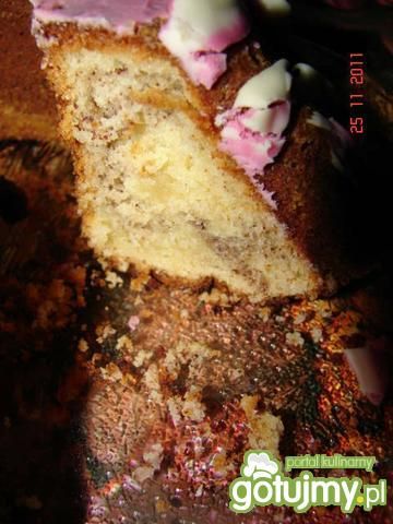 Babka dwukolorowa. Babka dwukolorowa.