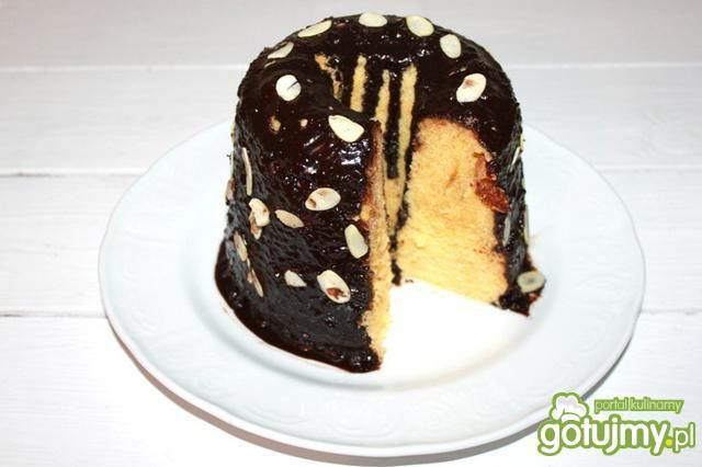 Babka gotowana z bakaliami  Babka gotowana z bakaliami
