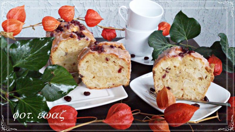 Babka jabłkowo - żurawinowa