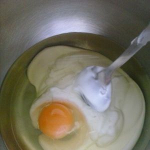Babka jogurtowa o smaku cytrynowym 