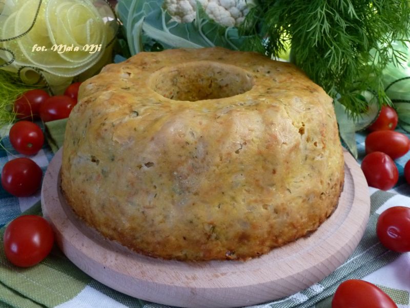 Babka kalafiorowo-serowa z warzywami Babka kalafiorowo-serowa z warzywami