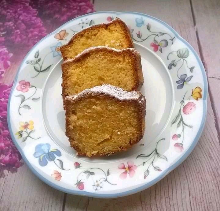 Babka majonezowa z cytrynową skórką Babka majonezowa z cytrynową skórką