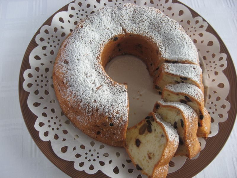 Babka na białkach z czekoladą Babka na białkach z czekoladą