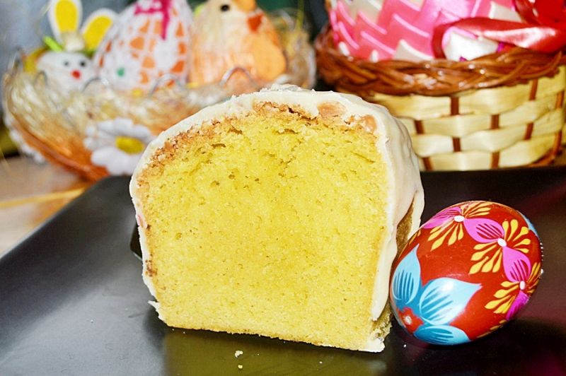 Babka piaskowa z migdałami