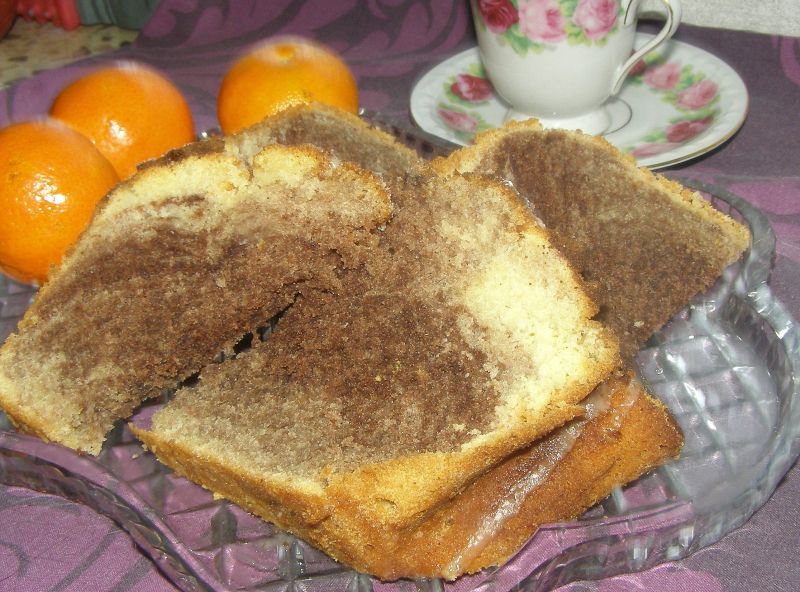 Babka pomarańczowa czarno-biała...