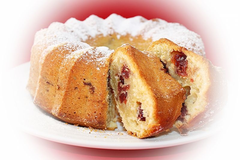 Babka śmietankowa z żurawiną Babka śmietankowa z żurawiną