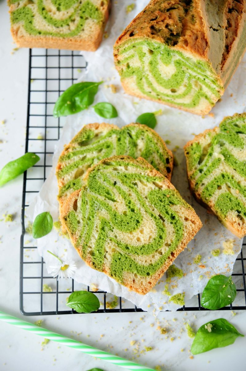 Babka szpinakowa zebra