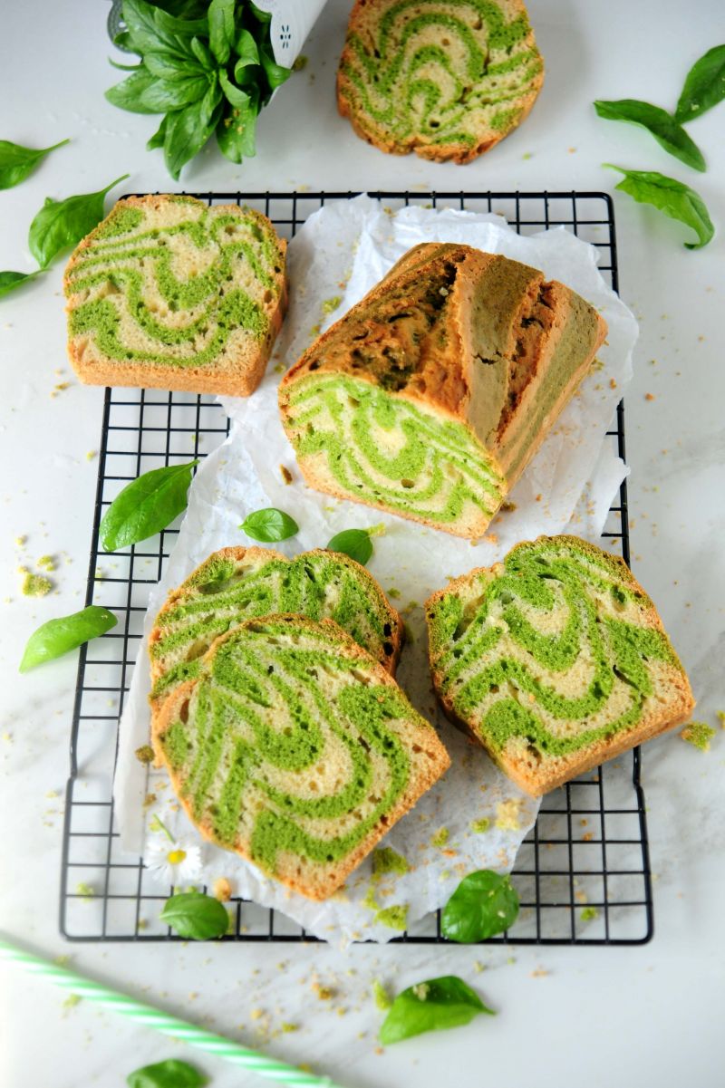 Babka szpinakowa zebra