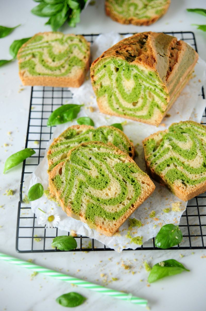 Babka szpinakowa zebra