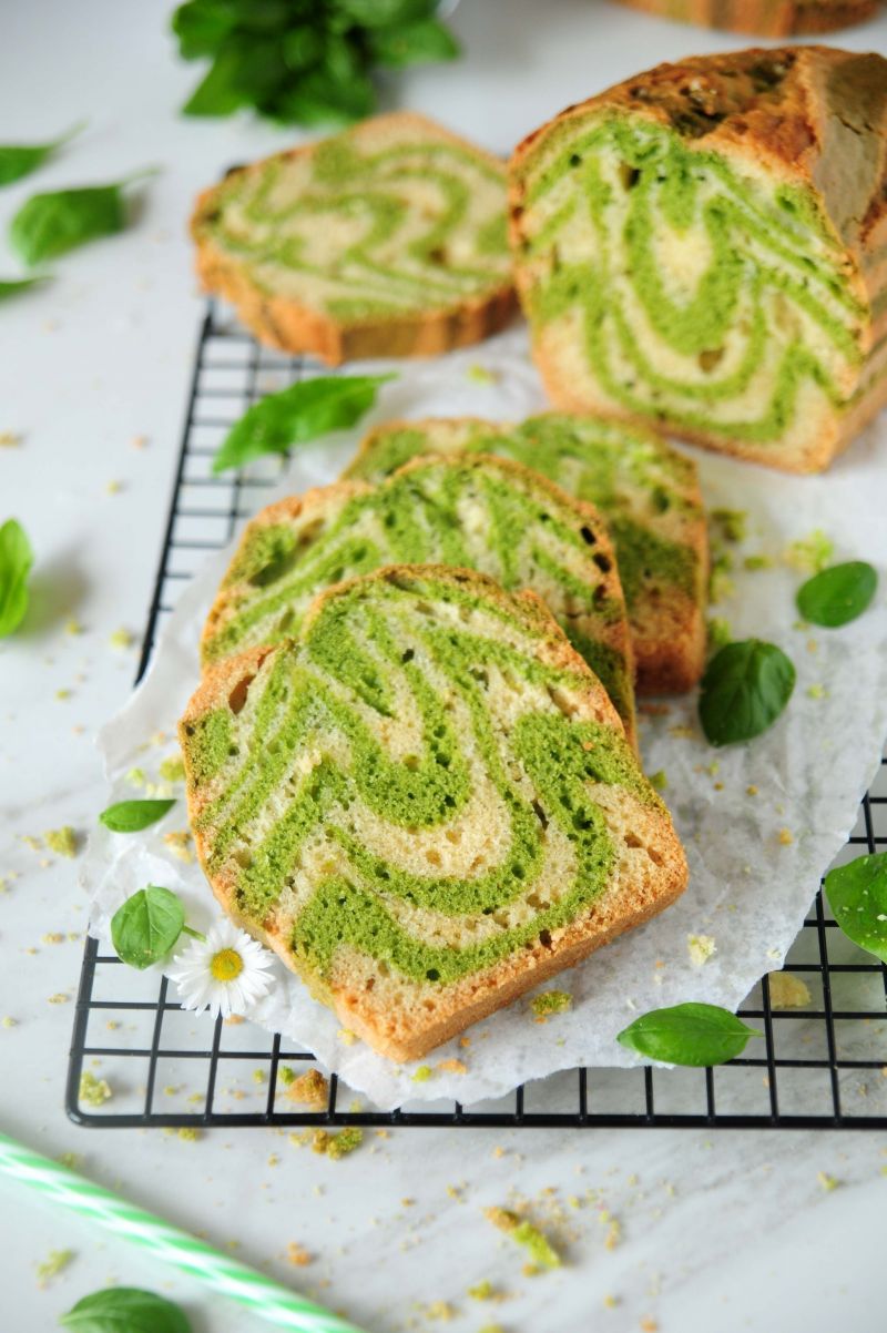 Babka szpinakowa zebra