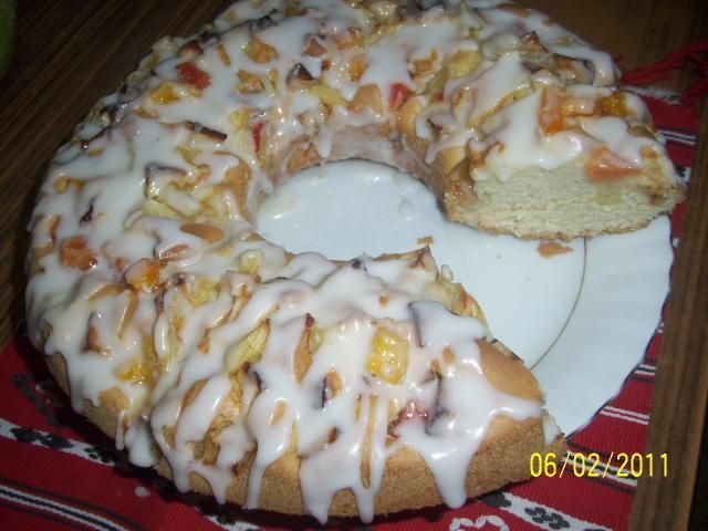 Babka ucierana z owocami