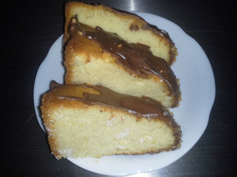 Babka w polewie czekoladowej Babka w polewie czekoladowej