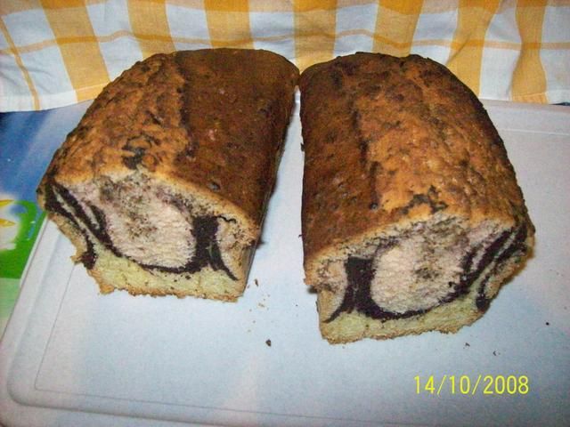 Babka z budyniem i kawą