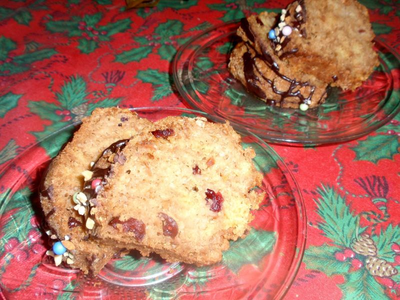 Babka z jabłkami i żurawiną