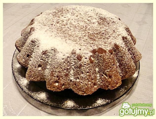 Babka z kakao i mleczkiem kokosowym