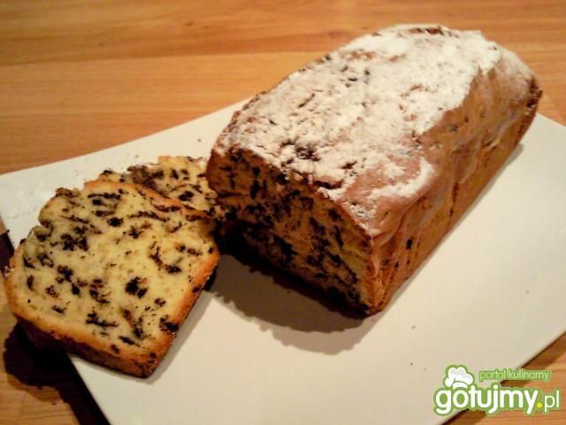 Babka z kawałkami czekolady 3