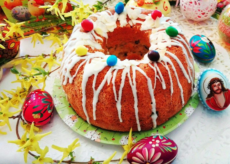 Babka z kawałkami czekolady  Babka z kawałkami czekolady