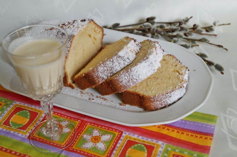 Babka z likierem z białej czekolady