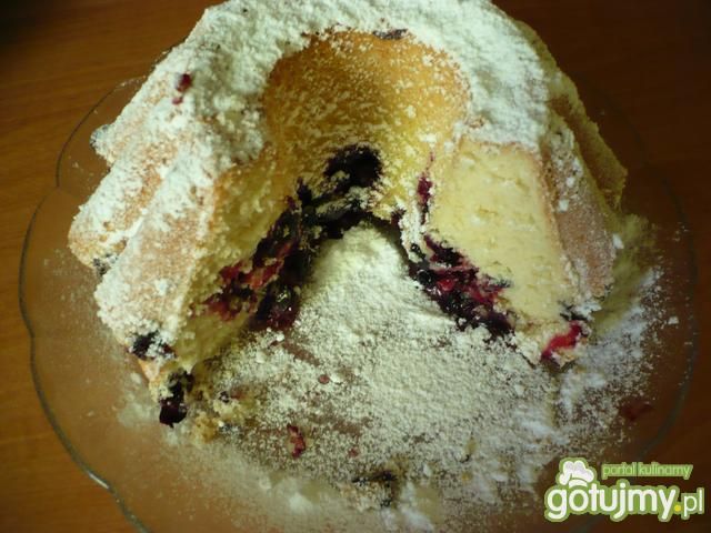 Babka z porzeczkami Babka z porzeczkami