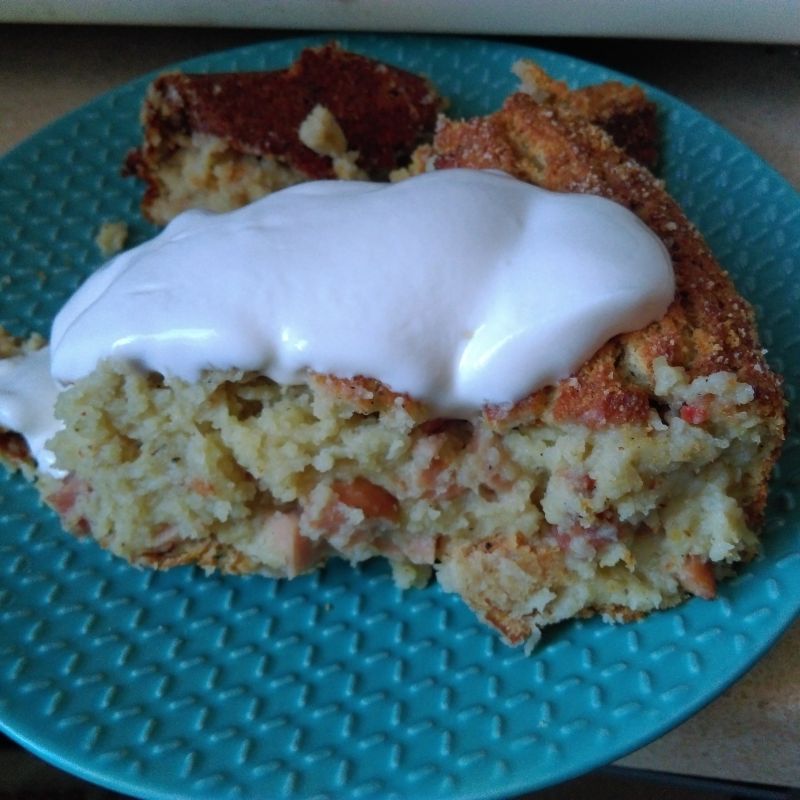 Babka ziemniaczana z kiełbasą