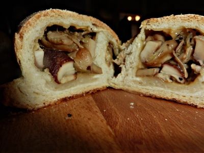 Bagietka nadziewana grzybami Bagietka nadziewana grzybami
