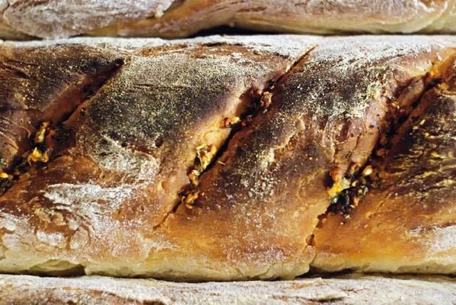 Bagietki z Masłem Czosnkowym