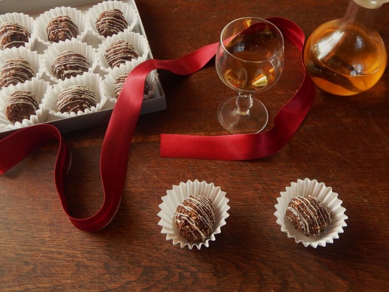 Bajaderki z daktylami i syropem klonowym Bajaderki z daktylami i syropem klonowym