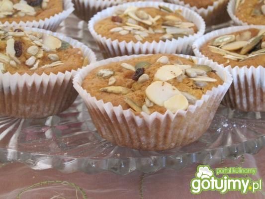 Bakaliowe muffinki na jogurcie