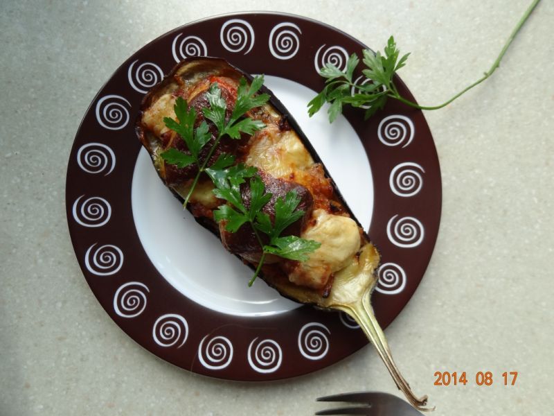 Bakłażan faszerowany Bakłażan faszerowany