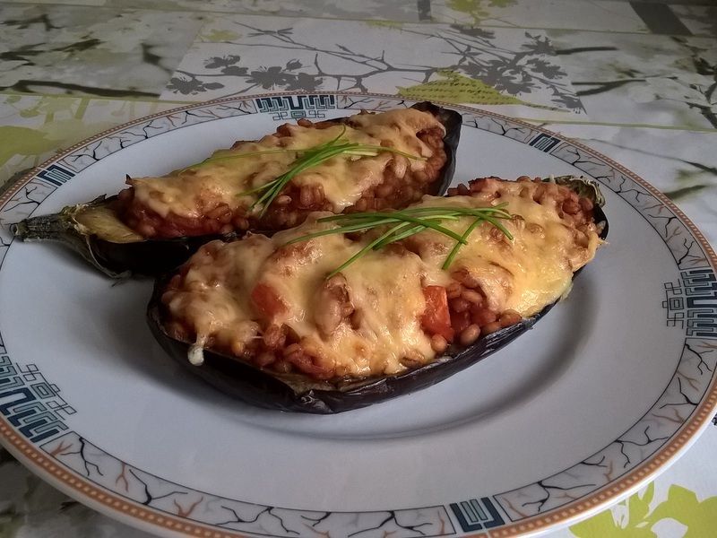 Bakłażan faszerowany kaszą pęczak