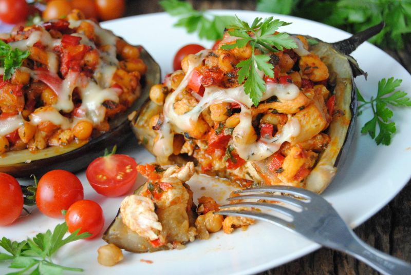 Bakłażan z ciecierzycą